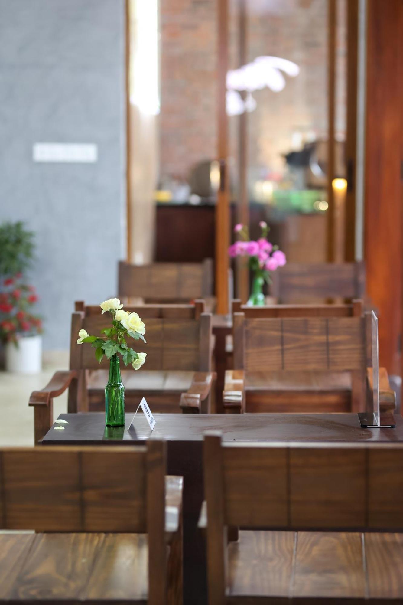 Moon Sun Boutique Villa Hotel Hue Exterior photo