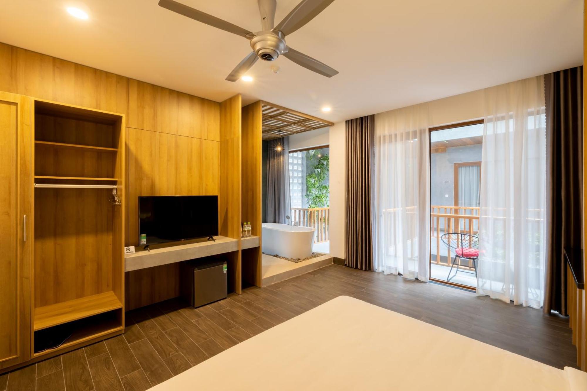 Moon Sun Boutique Villa Hotel Hue Exterior photo